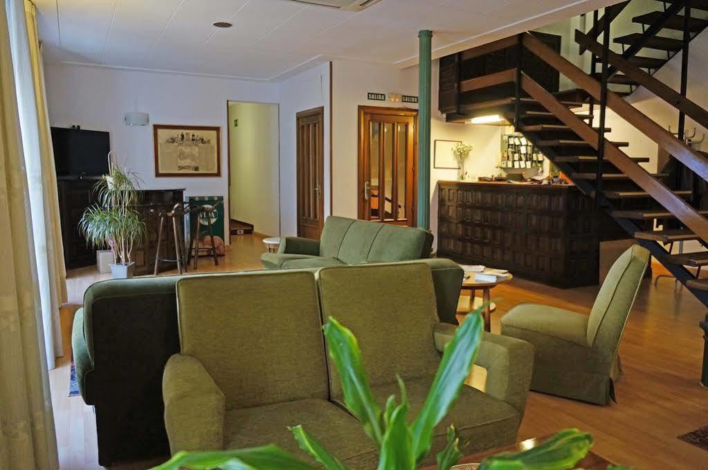 Hostal La Numantina لوغرونيو المظهر الخارجي الصورة