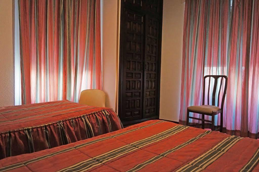Hostal La Numantina لوغرونيو المظهر الخارجي الصورة