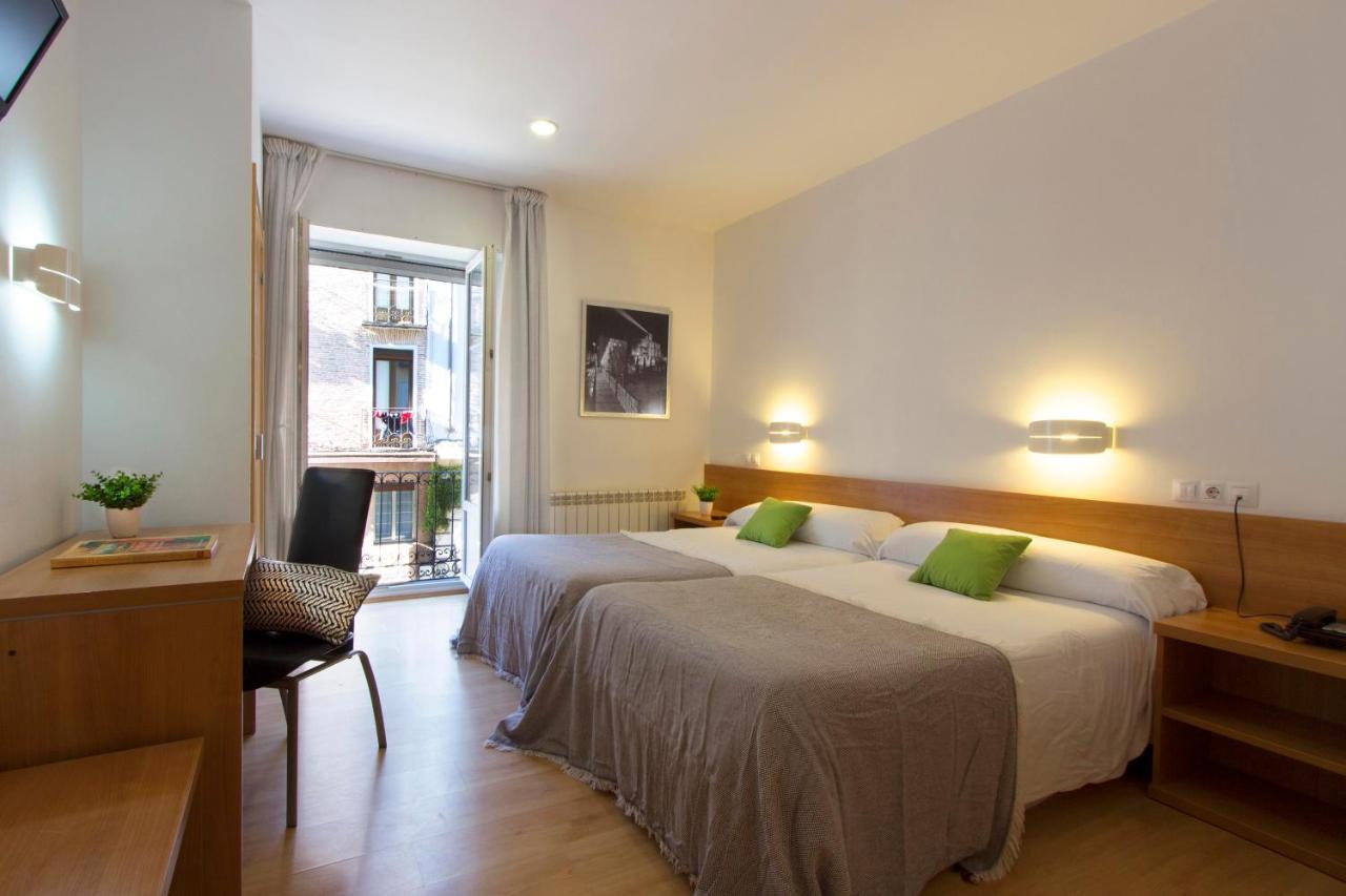 Hostal La Numantina لوغرونيو المظهر الخارجي الصورة